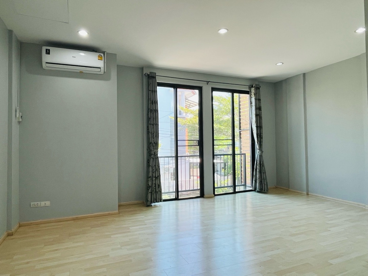 For RentHome OfficeOnnut, Udomsuk : Home office for rent, Areeya Mandarina, Soi On Nut 39, Sukhumvit 77, Suan Luang, near the BTS.