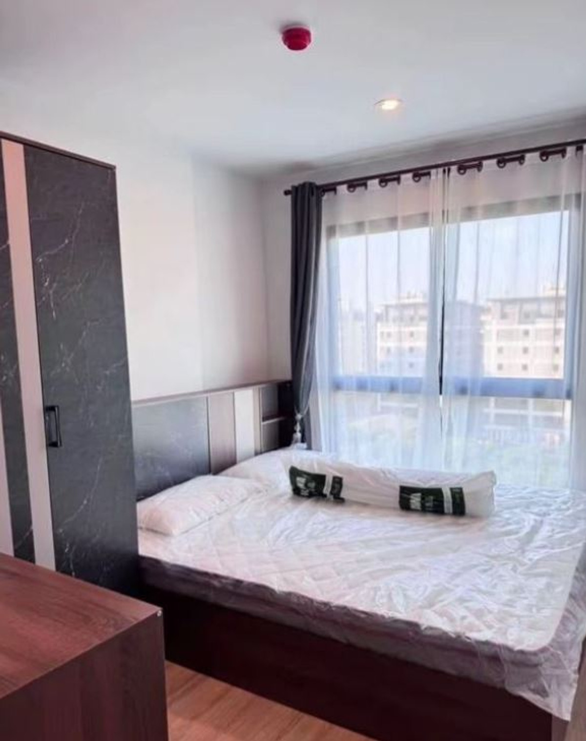 ให้เช่าคอนโดรัชดา ห้วยขวาง : ให้เช่า ไฮ 48 สุทธิสาร ชั้น 8 