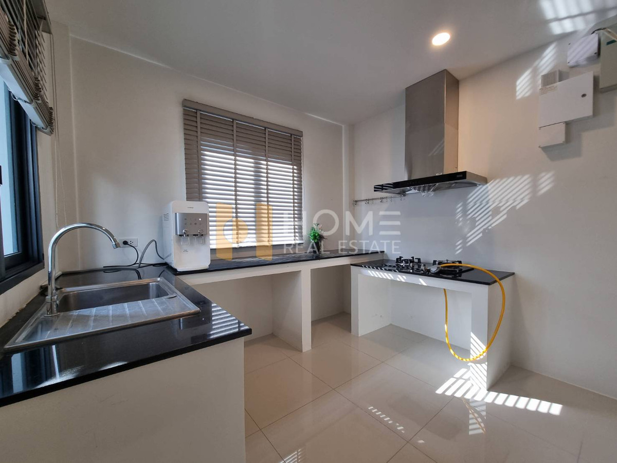 For SaleHouseRama5, Ratchapruek, Bangkruai : Detached house, Centro Ratchaphruek - Suanphak 3 / 4 Bedrooms (FOR SALE) AOM029