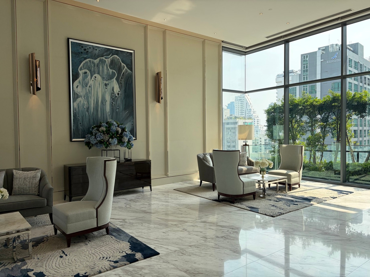 For RentCondoNana, North Nana,Sukhumvit13, Soi Nana : Q1 Sukhumvit, luxury condo, 3 bedrooms, 147.5 sq m, next to BTS Nana, new room.