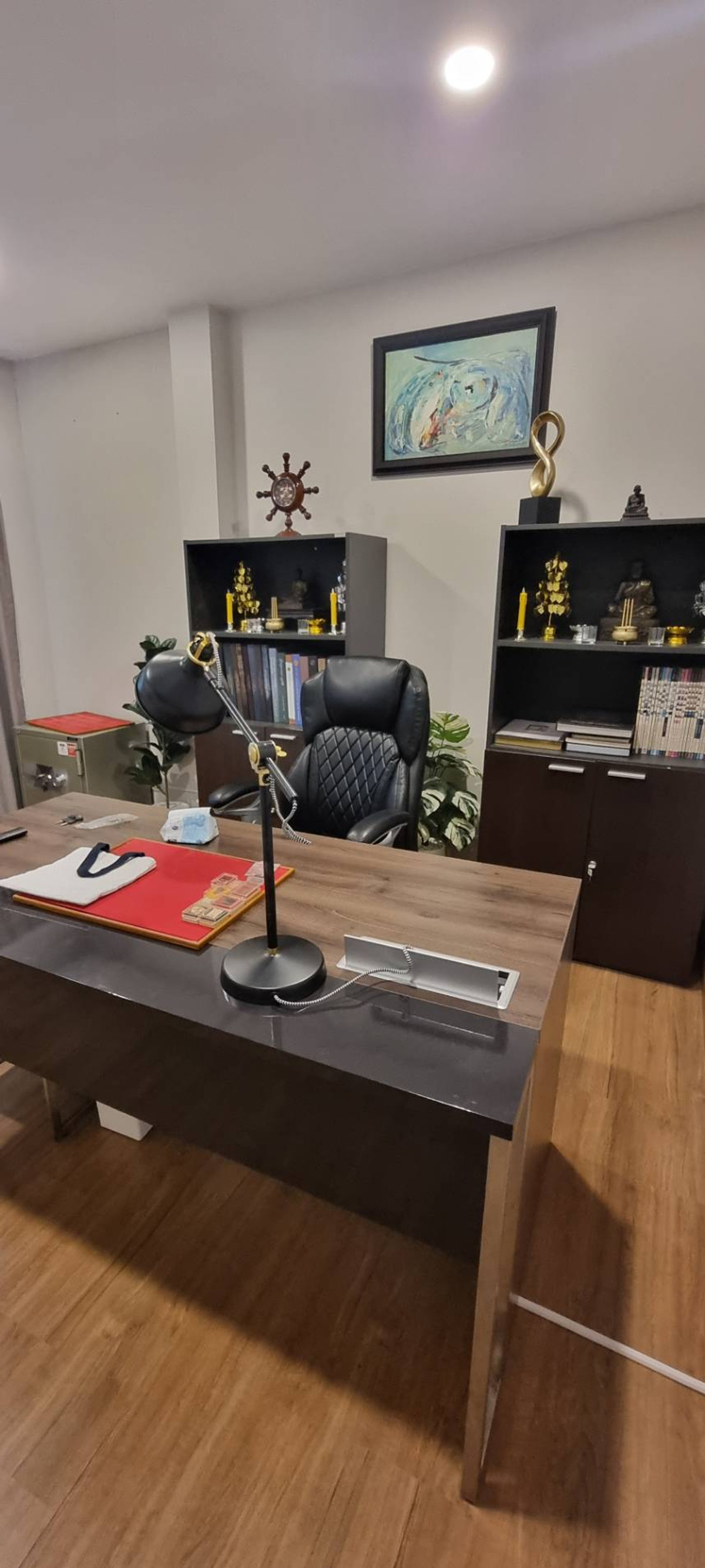 ขายบ้านพระราม 5 ราชพฤกษ์ บางกรวย : บ้านเดี่ยว เซนโทร ราชพฤกษ์ - สวนผัก 3 / 4 ห้องนอน (ขาย), Centro Ratchaphruek - Suanphak 3 / Detached House 4 Bedrooms (FOR SALE) AOM029