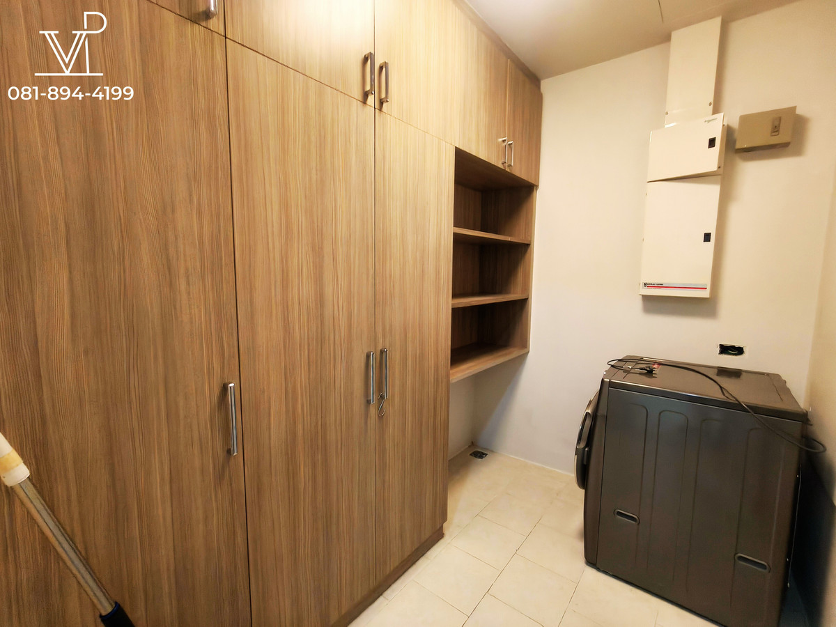 ให้เช่าคอนโดสุขุมวิท อโศก ทองหล่อ : ✨ 𝗘𝘅𝗰𝗹𝘂𝘀𝗶𝘃𝗲 𝗟𝗶𝘃𝗶𝗻𝗴 𝗮𝘁 𝗥𝗢𝗬𝗖𝗘 𝗣𝗿𝗶𝘃𝗮𝘁𝗲 𝗥𝗲𝘀𝗶𝗱𝗲𝗻𝗰𝗲𝘀 – 𝗦𝘂𝗸𝗵𝘂𝗺𝘃𝗶𝘁 𝟯𝟭