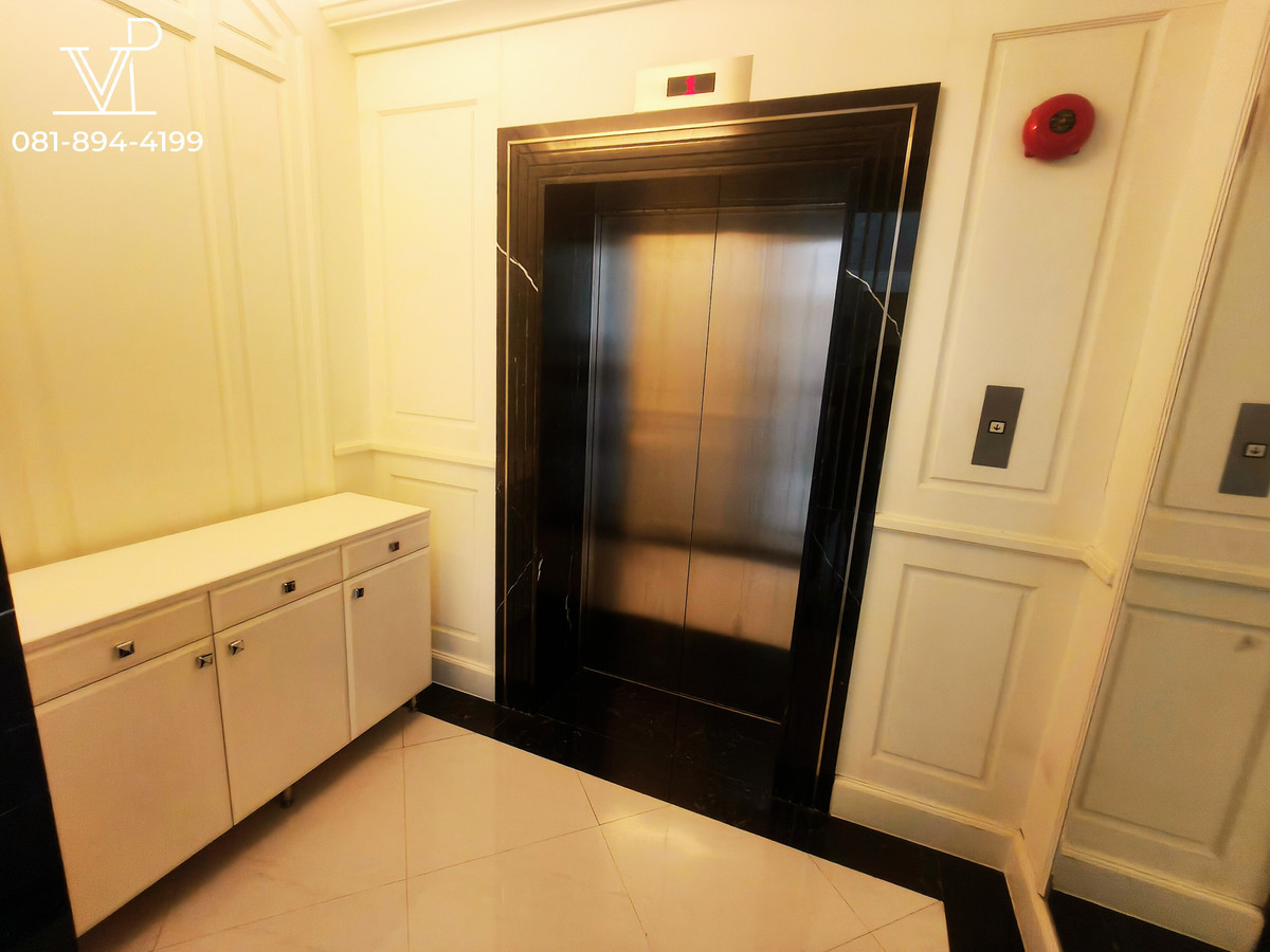 ให้เช่าคอนโดสุขุมวิท อโศก ทองหล่อ : ✨ 𝗘𝘅𝗰𝗹𝘂𝘀𝗶𝘃𝗲 𝗟𝗶𝘃𝗶𝗻𝗴 𝗮𝘁 𝗥𝗢𝗬𝗖𝗘 𝗣𝗿𝗶𝘃𝗮𝘁𝗲 𝗥𝗲𝘀𝗶𝗱𝗲𝗻𝗰𝗲𝘀 – 𝗦𝘂𝗸𝗵𝘂𝗺𝘃𝗶𝘁 𝟯𝟭