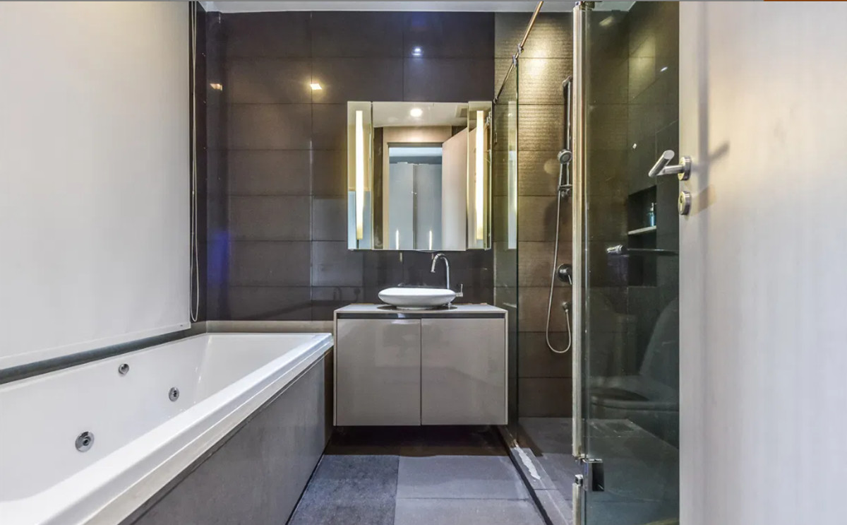 For RentCondoRatchathewi,Phayathai : M Phayathai 43 sq.m. Please add LINE ID @806qphgn o8415o5483 