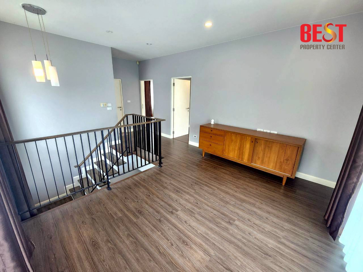 For SaleHousePathum Thani,Rangsit, Thammasat : Single House for Sale – Burasiri Rangsit–Pathum Thani Good condition | Convenient location | Selling at cost Lightly lived in — owner selling due to relocation to another province   For viewing, please contact Khun Ning at 089-226-2428