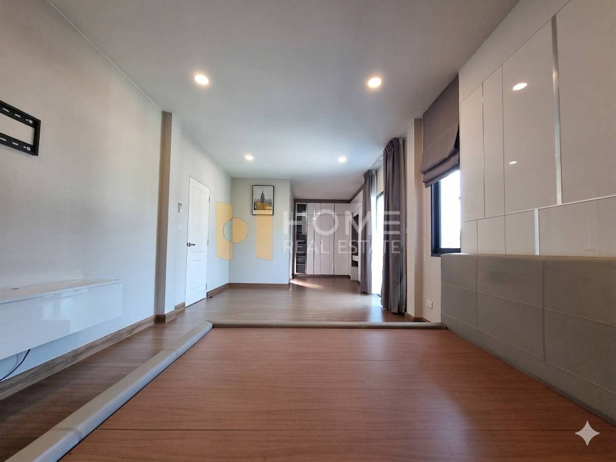 For SaleHouseRama5, Ratchapruek, Bangkruai : Detached house, Centro Ratchaphruek - Suanphak 3 / 4 Bedrooms (FOR SALE) AOM029