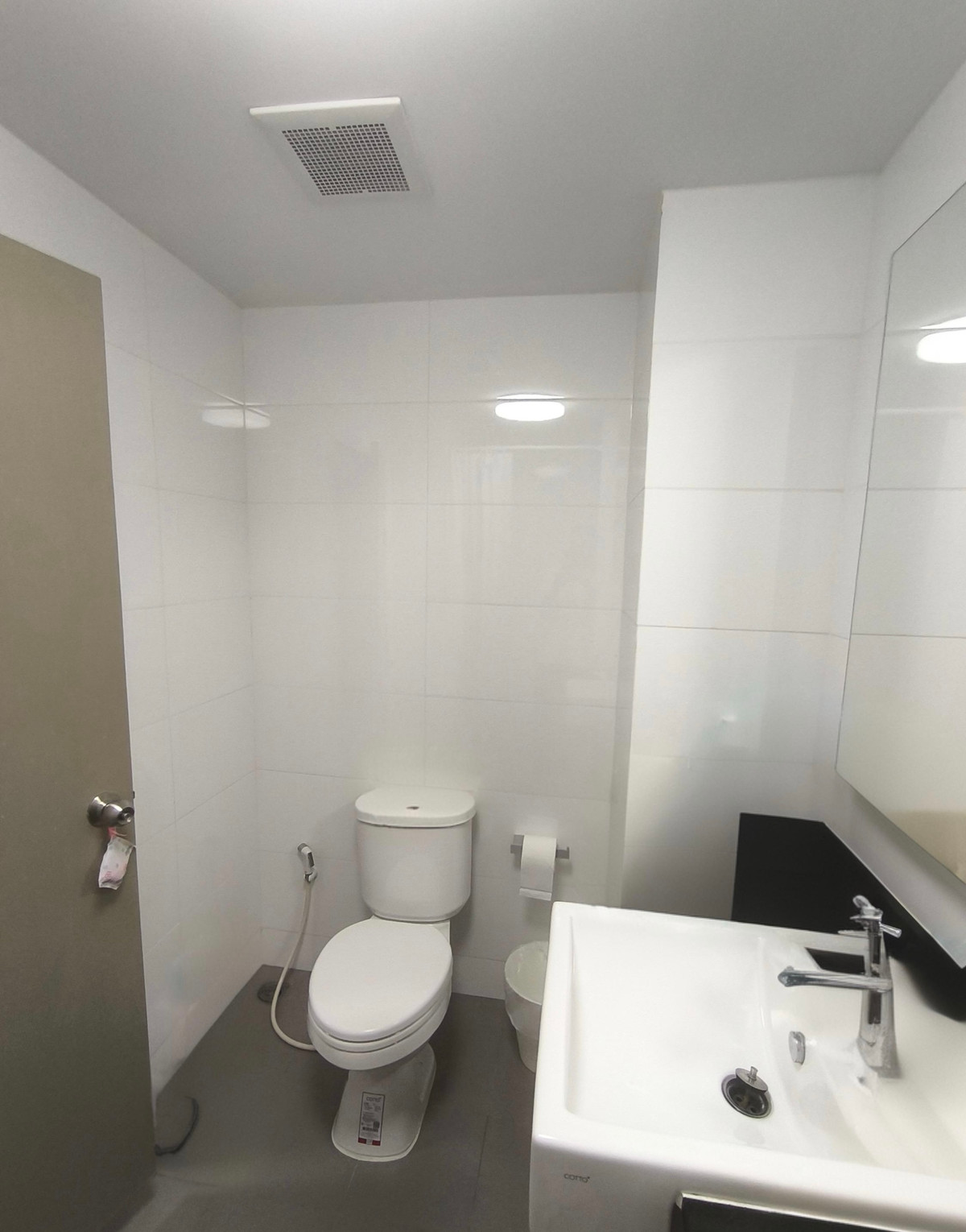 For SaleCondoLadprao, Central Ladprao : Chapter One Ladprao Soi 1 condo, good transport, near shopping center