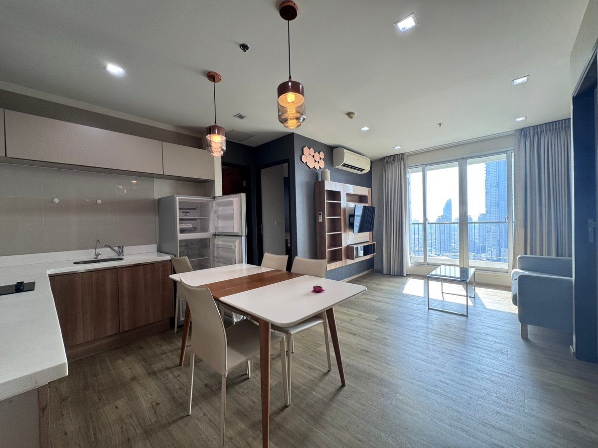 ให้เช่าคอนโดสาทร นราธิวาส : Rhythm Sathorn, Best River View ! Close bts Saphan Taksin, 2 bedroom, Fully furnished