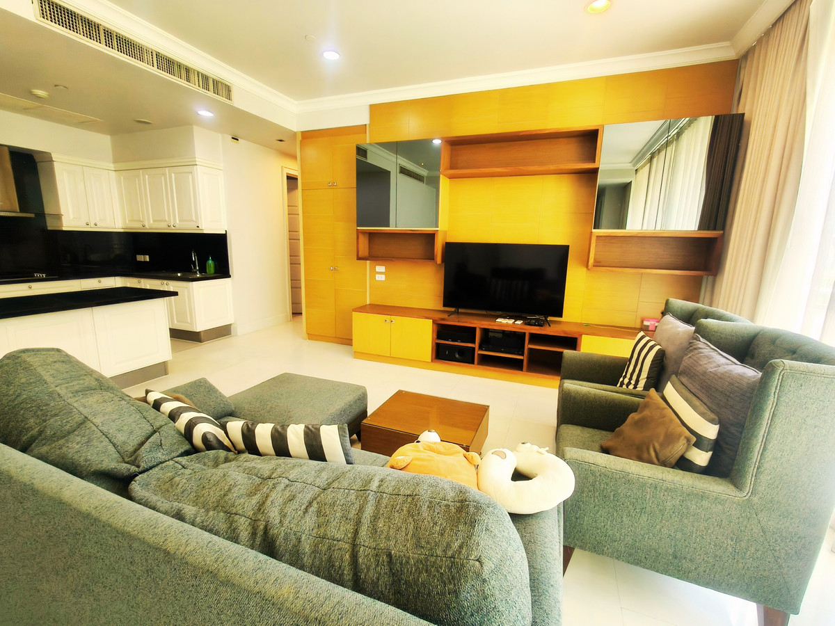 ให้เช่าคอนโดสุขุมวิท อโศก ทองหล่อ : ✨ 𝗘𝘅𝗰𝗹𝘂𝘀𝗶𝘃𝗲 𝗟𝗶𝘃𝗶𝗻𝗴 𝗮𝘁 𝗥𝗢𝗬𝗖𝗘 𝗣𝗿𝗶𝘃𝗮𝘁𝗲 𝗥𝗲𝘀𝗶𝗱𝗲𝗻𝗰𝗲𝘀 – 𝗦𝘂𝗸𝗵𝘂𝗺𝘃𝗶𝘁 𝟯𝟭