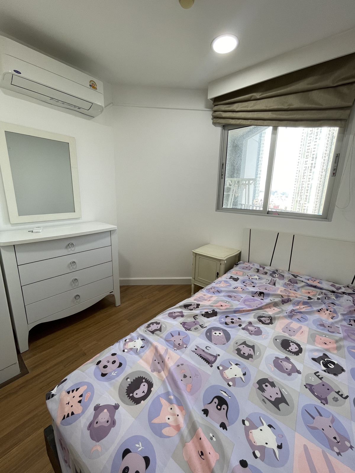 For RentCondoRama9, Petchburi, RCA : Belle Grand Rama9  3 bed 2 bath 102 Sq,m Rental price 50,000 Baht call Nong 096-2615656 Ready to touring everyday  เบล แกรนด์ พระราม 9 3นอน 2น้ำ พื้นที่ 102 ตรม เช่า 50,000 บาท  สนใจโทร น้อง 096-2615656 พร้อมให้นัดหมายเข้าชมทุกวัน   Location : Pharam 9   