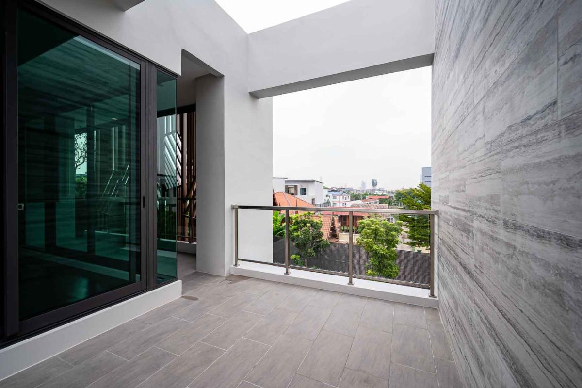 ให้เช่าบ้านพัฒนาการ ศรีนครินทร์ : 🔥เช่าด่วน+🔥เดอะ เจนทริ พัฒนาการ 2 ใกล้ ARL รามคำแหงและใกล้รถไฟฟ้าสายสีเหลือง MRT เฟอร์นิเจอร์ครบ พร้อมเข้าอยู่