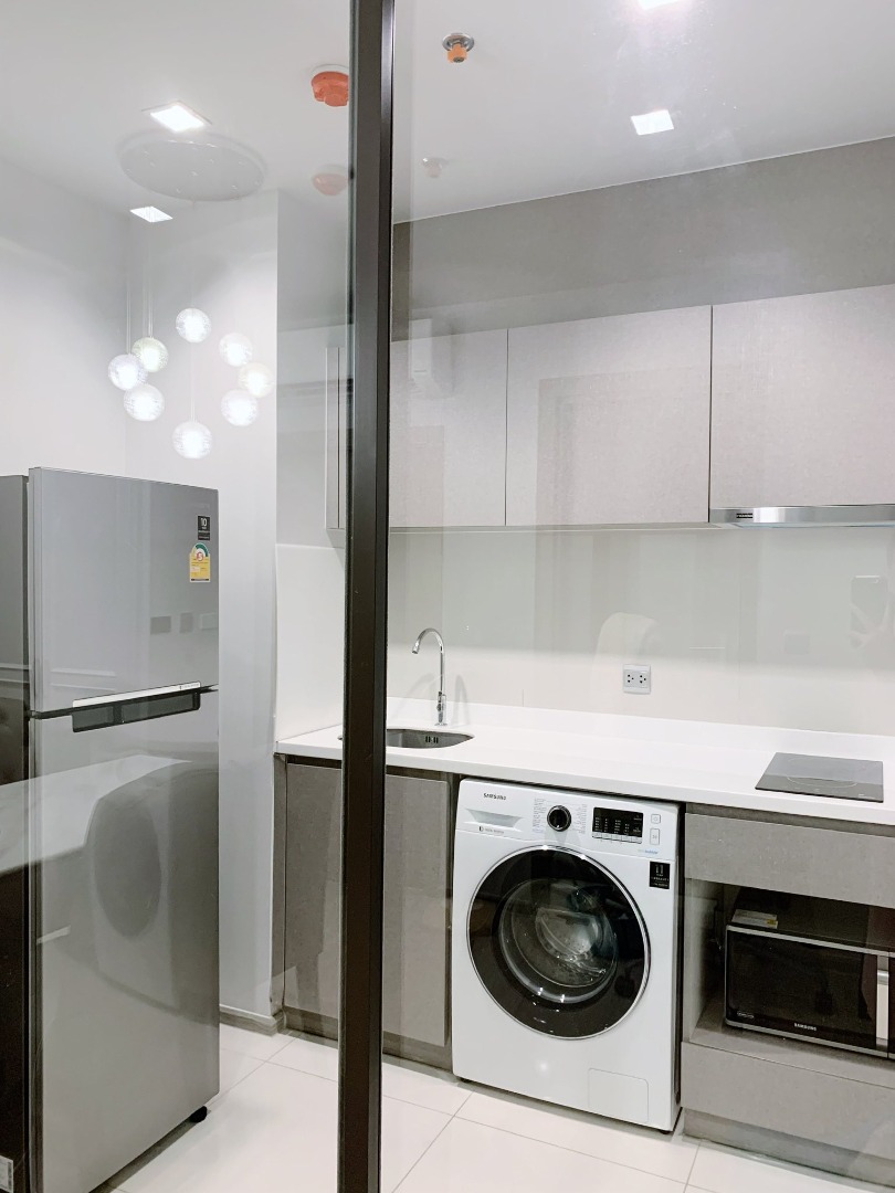 For RentCondoRama9, Petchburi, RCA : 🔥For Rent Now! 🔥Life Asoke-Rama9, Modern Luxury style decoration, beautiful room, ready to move in. Convenient location, near MRT Phetchaburi station❗