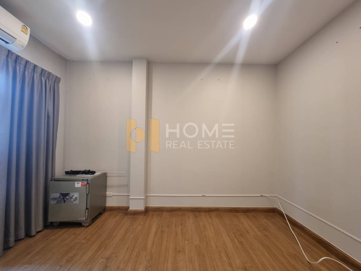 For SaleHouseRama5, Ratchapruek, Bangkruai : Detached house, Centro Ratchaphruek - Suanphak 3 / 4 Bedrooms (FOR SALE) AOM029