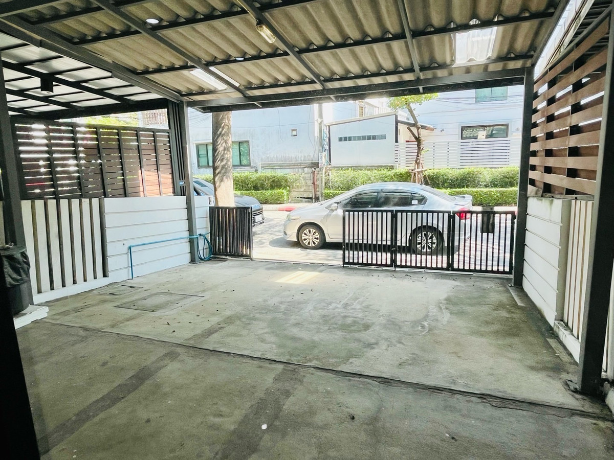 For RentHome OfficeOnnut, Udomsuk : Home office for rent, Areeya Mandarina, Soi On Nut 39, Sukhumvit 77, Suan Luang, near the BTS.