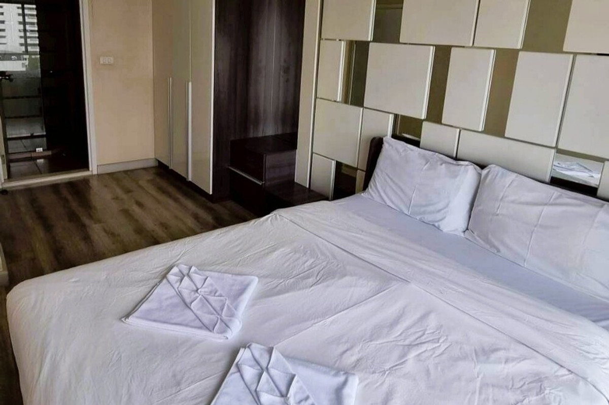 ขายคอนโดสาทร นราธิวาส : 🔥 สำหรับขาย !! วิวเมือง, ชั้นสูง, ทำเลดี!! 🔥 Code C20251200073..........Centric Sathorn - St. Louis, 1 ห้องนอน, 1 ห้องน้ำ, แต่งครบ, ราคาพิเศษ!!📣📣