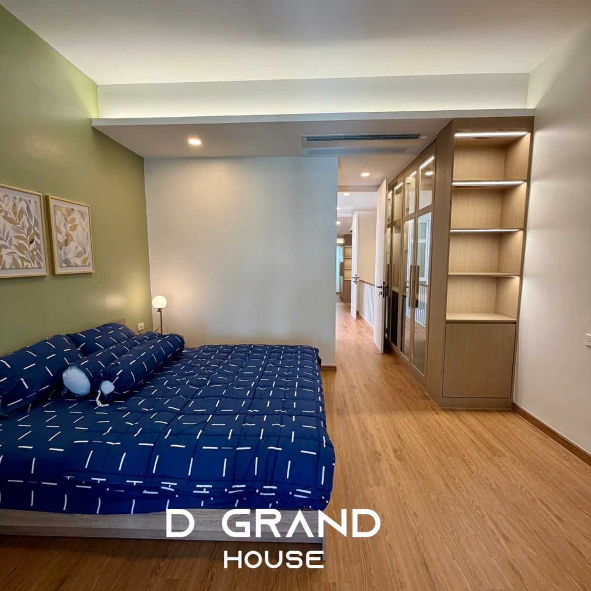 For SaleTownhomeOnnut, Udomsuk : Newly renovated townhouse, Sukhumvit 71, minimalist, warm, feels like a whole new house ✨ Real residential urban zone. and is preferred by foreigners