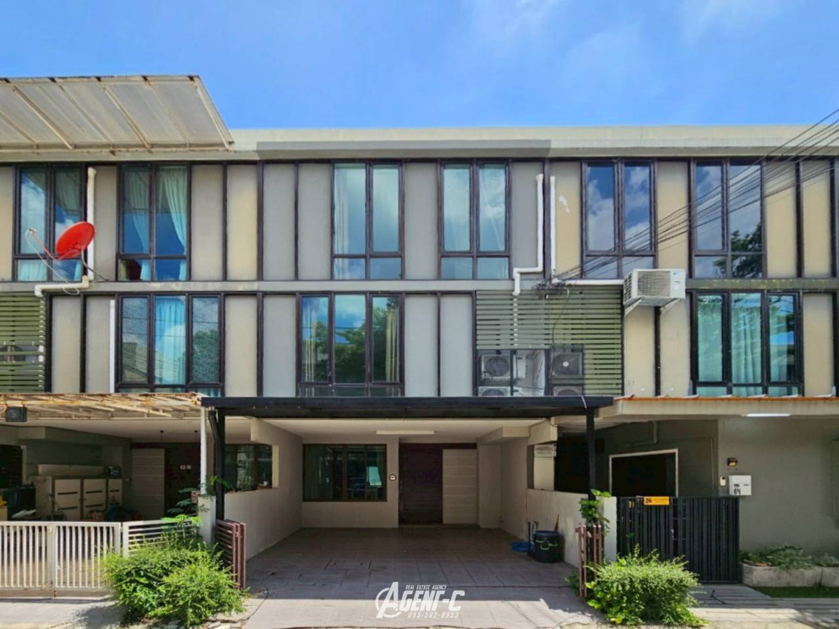 ขายทาวน์โฮมเกษตร นวมินทร์ ลาดปลาเค้า : อารียา ทูบี เกษตร-นวมินทร์ ทาวน์โฮม 3ชั้น เนื้อที่ 19.4 ตรว.. เฟอร์นิเจอร์บิ้วอิน บ้านสวยพร้อมอยู่ บ้านใกล้คลับเฮ้าส์ ฟังก์ชั่น 3 ห้องนอน 4 ห้องน้ำ 2 ที่จอดรถ ทำเลดีเดินทางสะดวก ใกล้ ม.เกษตร และเซ็นทรัล รามอินทรา