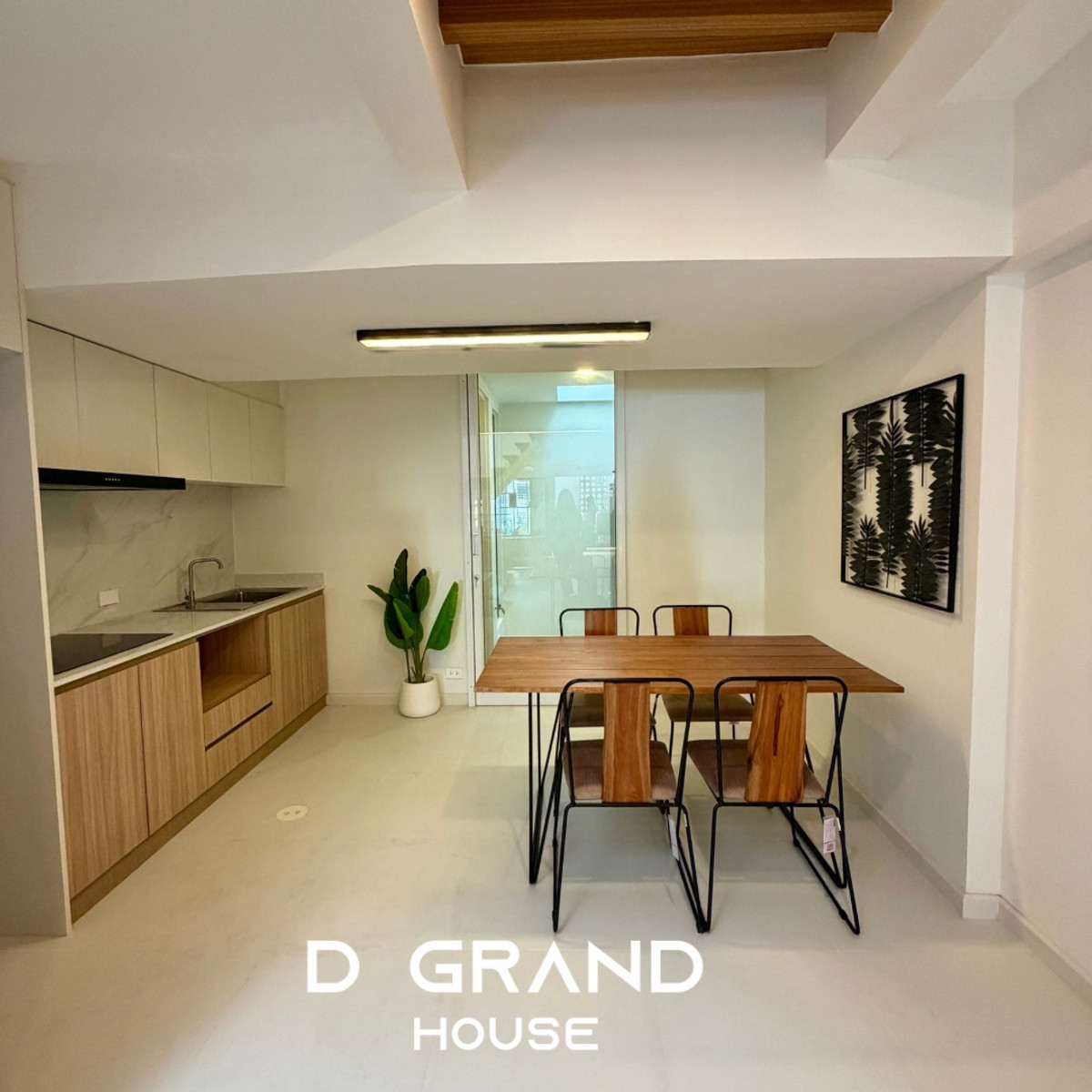 For SaleTownhomeOnnut, Udomsuk : Newly renovated townhouse, Sukhumvit 71, minimalist, warm, feels like a whole new house ✨ Real residential urban zone. and is preferred by foreigners