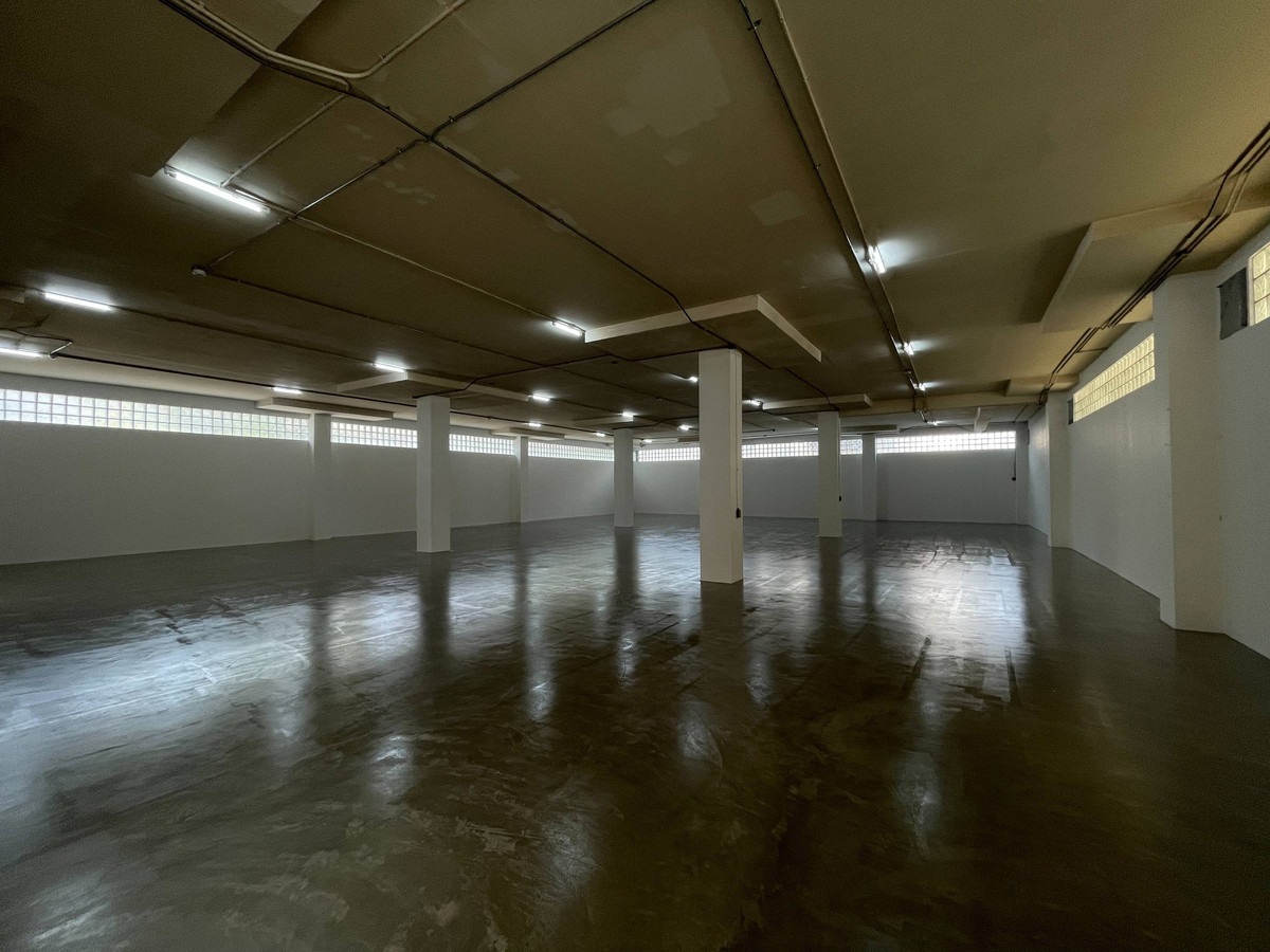 For RentOfficeRatchadapisek, Huaikwang, Suttisan : F&B Shop space for rent,  office space for rent  Olympia Thai Service, near MRT Ratchadaphisek, 1st floor, size 26.5 sq m, rent 13,250 Baht/month.