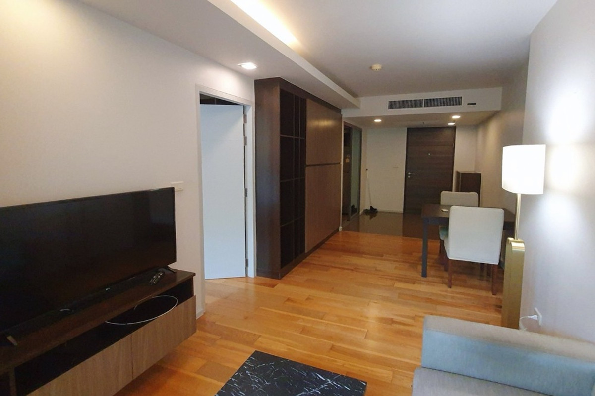 ขายคอนโดวิทยุ ชิดลม หลังสวน : 🔥 สำหรับขาย !! ห้องไซส์ใหญ่ !! 🔥 Code C20260100002.........Focus Ploenchit, 1 ห้องนอน, 1 ห้องน้ำ, แต่งครบ, ราคาพิเศษ!!📣📣