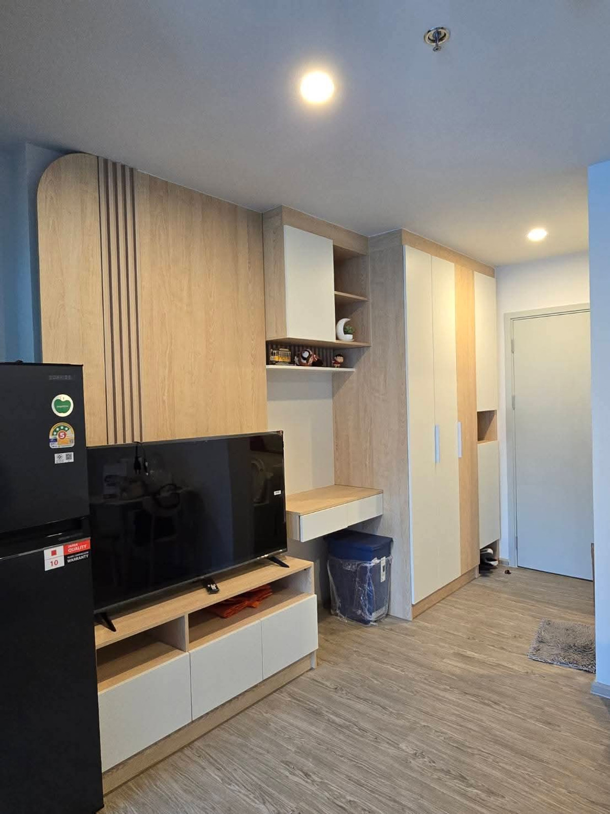 ให้เช่าคอนโดบางนา แบริ่ง ลาซาล : ให้เช่าคอนโด Regent Home Bangna (BTS บางนา) เฟอร์ครบ พร้อมอยู่