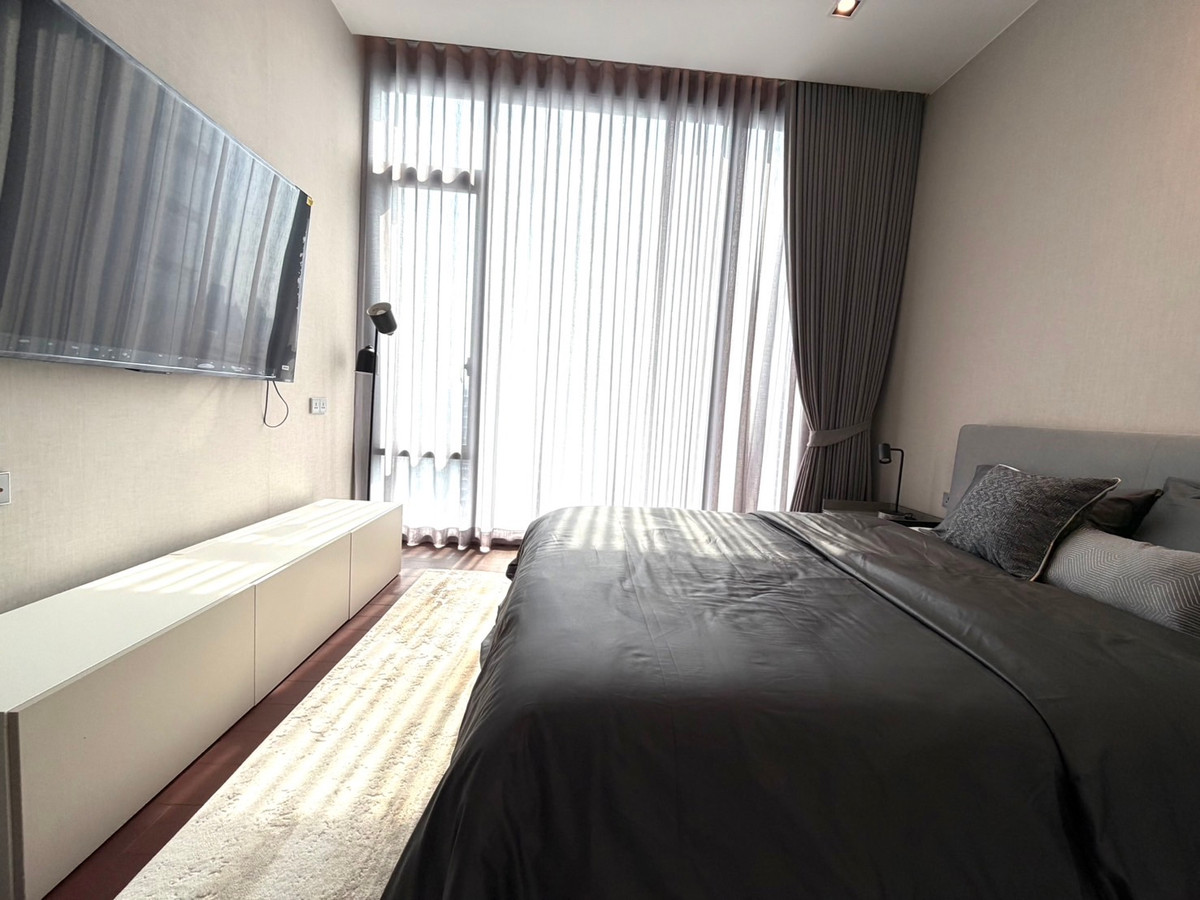 For RentCondoNana, North Nana,Sukhumvit13, Soi Nana : Q1 Sukhumvit, luxury condo, 3 bedrooms, 147.5 sq m, next to BTS Nana, new room.
