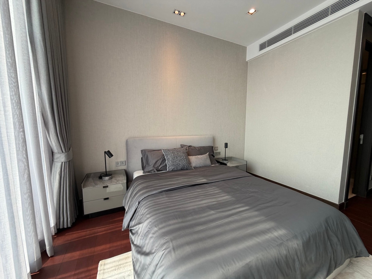 For RentCondoNana, North Nana,Sukhumvit13, Soi Nana : Q1 Sukhumvit, luxury condo, 3 bedrooms, 147.5 sq m, next to BTS Nana, new room.