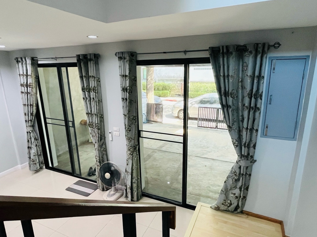 For RentHome OfficeOnnut, Udomsuk : Home office for rent, Areeya Mandarina, Soi On Nut 39, Sukhumvit 77, Suan Luang, near the BTS.