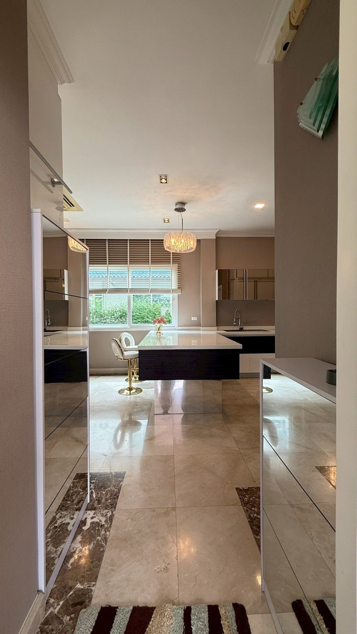 บ้านลาดกระบัง สุวรรณภูมิ : Perfect Masterpiece Sukhumvit 77 บ้านเดี่ยวระดับ Super Luxury บนถนนสุขุมวิท 77 Please call: 062-496-6454