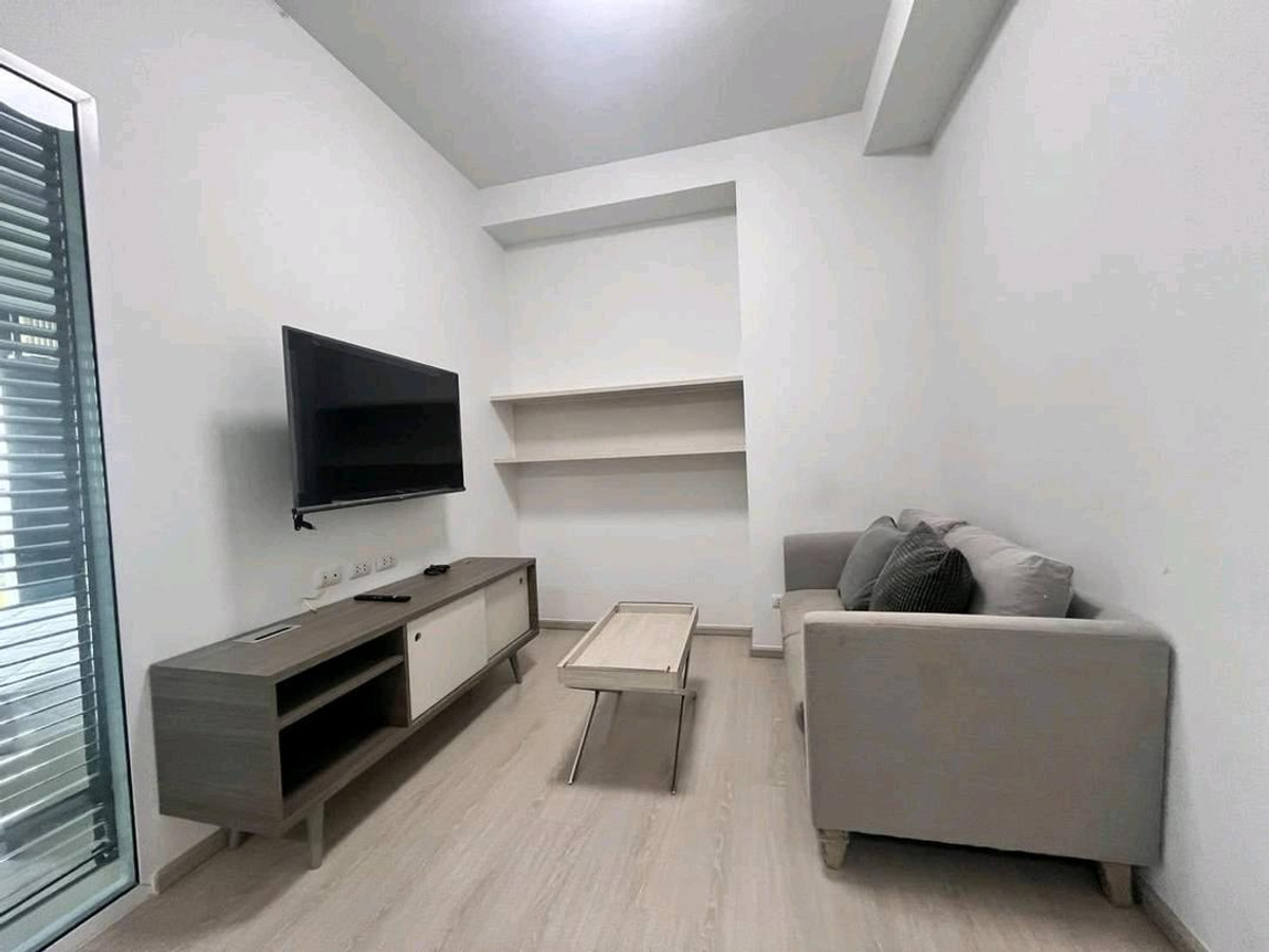 ขายคอนโดรัชดา ห้วยขวาง : #แชปเตอร์วัน อีโค รัชดา - ห้วยขวาง
ด่วน✅🌃ขายคอนโด แชปเตอร์วัน อีโค รัชดา - ห้วยขวาง ขนาด 46 ตรม.ชั้น 14 แบบ 2 นอน ราคา 3.8 ล.ใกล้ mrt ห้วยขวาง ทำเลดีมากค่ะ(ขายขาดทุน)