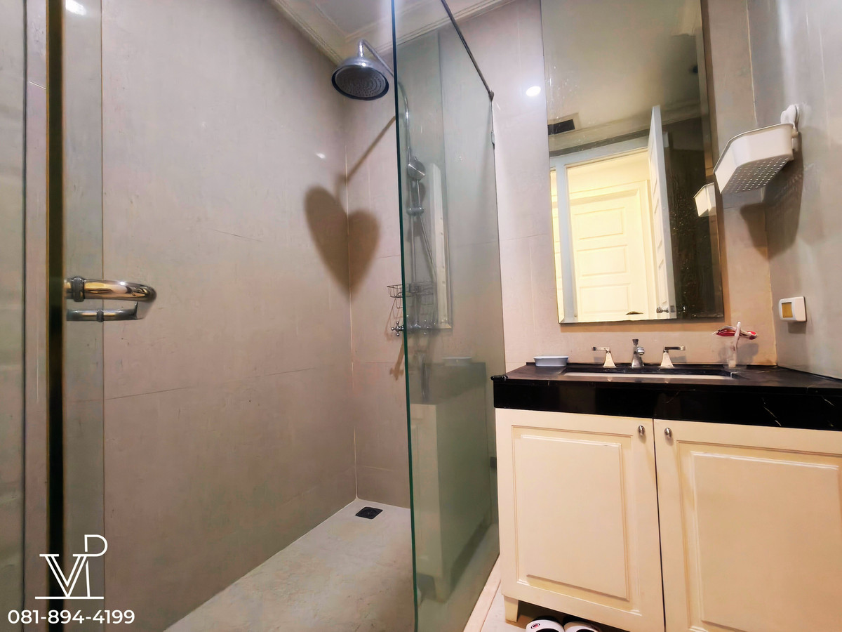 ให้เช่าคอนโดสุขุมวิท อโศก ทองหล่อ : ✨ 𝗘𝘅𝗰𝗹𝘂𝘀𝗶𝘃𝗲 𝗟𝗶𝘃𝗶𝗻𝗴 𝗮𝘁 𝗥𝗢𝗬𝗖𝗘 𝗣𝗿𝗶𝘃𝗮𝘁𝗲 𝗥𝗲𝘀𝗶𝗱𝗲𝗻𝗰𝗲𝘀 – 𝗦𝘂𝗸𝗵𝘂𝗺𝘃𝗶𝘁 𝟯𝟭