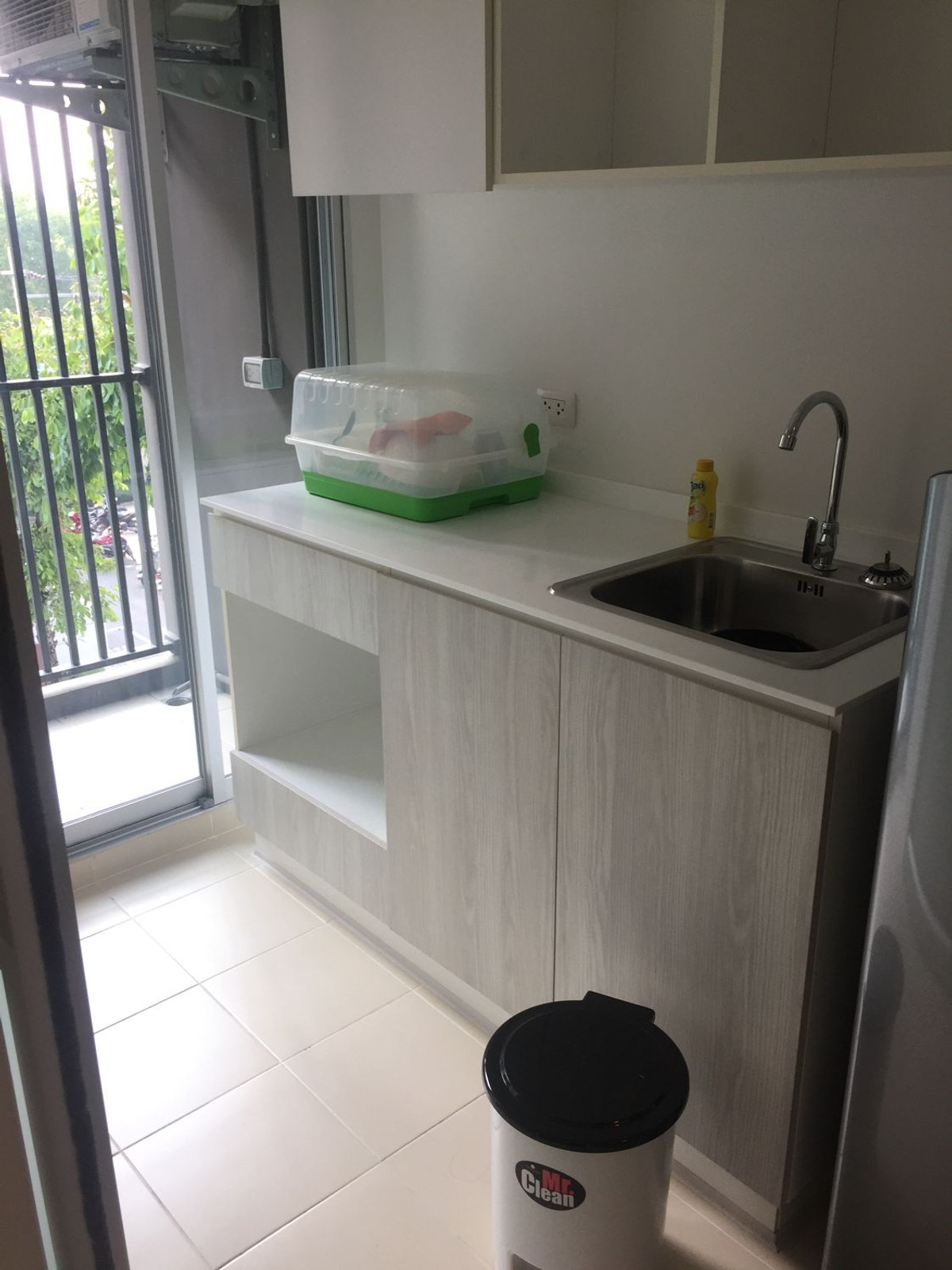 ขายคอนโดเชียงราย : คอนโดห้องใหม่ ยังไม่เคยมีใครเข้าอยู่ ส่วนกลางจัดเต็ม จังหวัดกำลังดีขึ้น