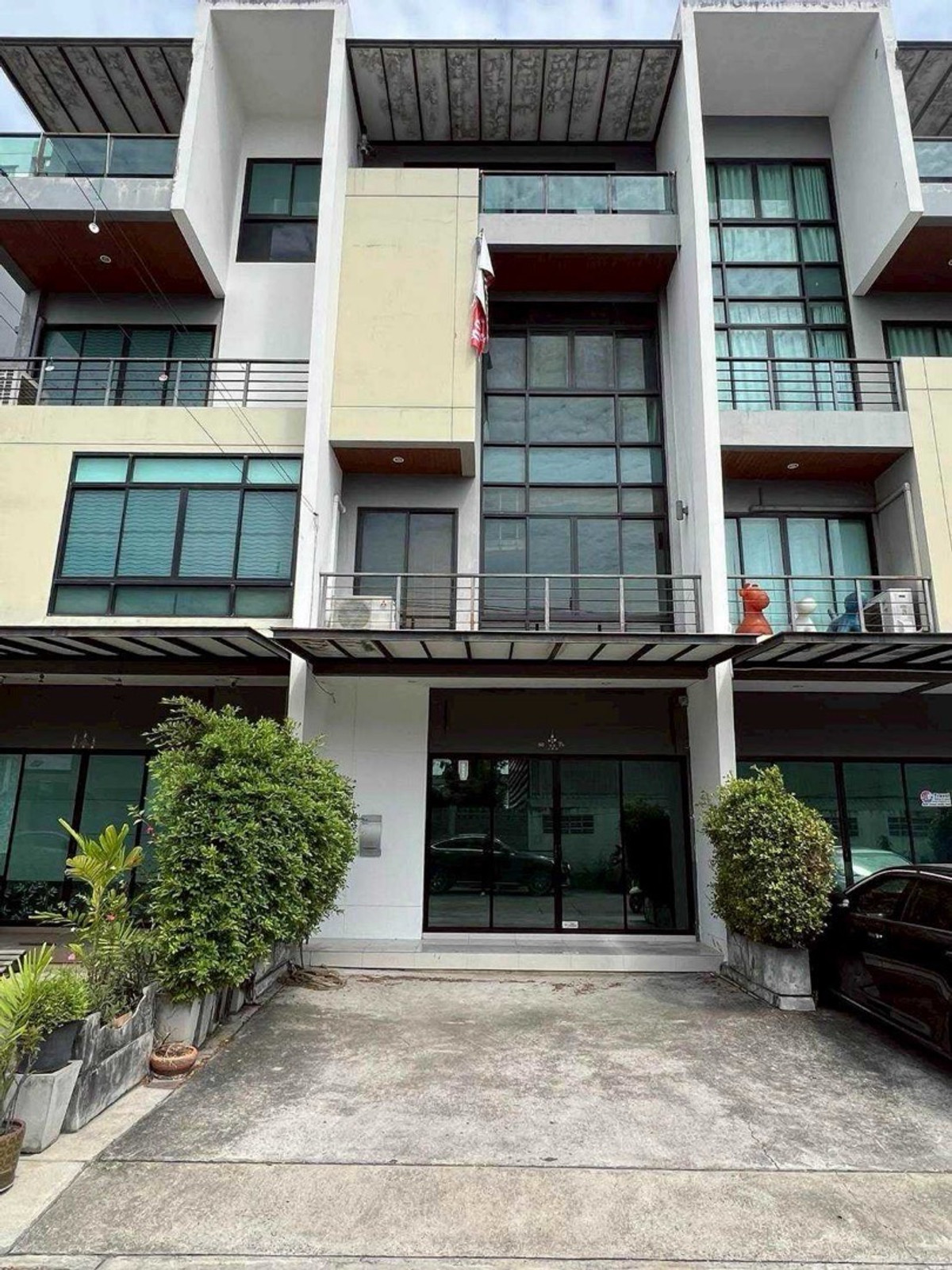 For RentHome OfficeKaset Nawamin,Ladplakao : Home Office for Rent - Work at Life Navamin 36 🌟🌈⚡️