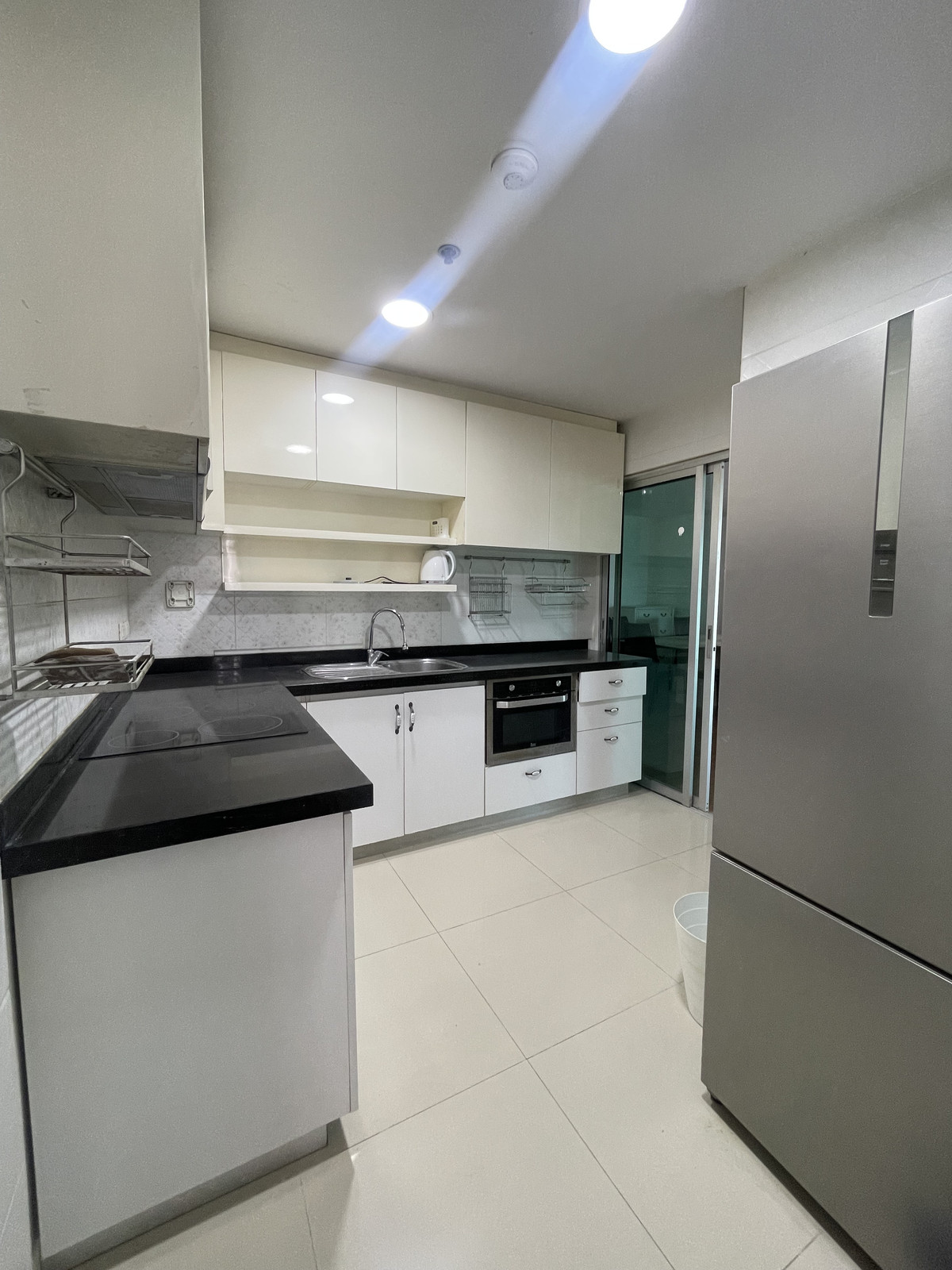 For RentCondoRama9, Petchburi, RCA : Belle Grand Rama9  3 bed 2 bath 102 Sq,m Rental price 50,000 Baht call Nong 096-2615656 Ready to touring everyday  เบล แกรนด์ พระราม 9 3นอน 2น้ำ พื้นที่ 102 ตรม เช่า 50,000 บาท  สนใจโทร น้อง 096-2615656 พร้อมให้นัดหมายเข้าชมทุกวัน   Location : Pharam 9   