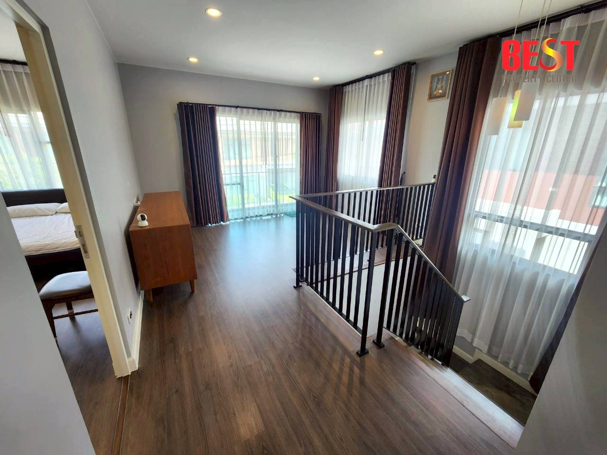 For SaleHousePathum Thani,Rangsit, Thammasat : Single House for Sale – Burasiri Rangsit–Pathum Thani Good condition | Convenient location | Selling at cost Lightly lived in — owner selling due to relocation to another province   For viewing, please contact Khun Ning at 089-226-2428