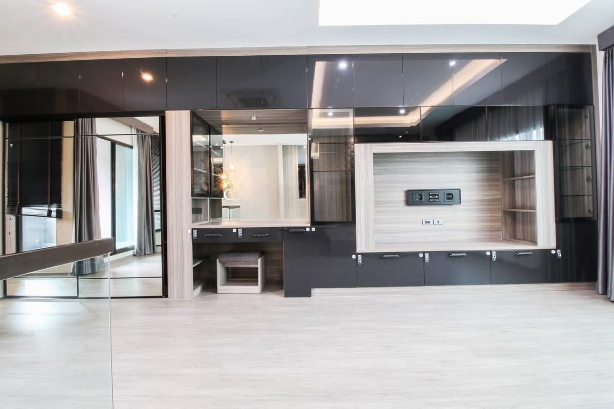 For RentTownhomeKaset Nawamin,Ladplakao : LTH14091 – Townhouse for Rent | The Landmark Ekkamai–Ramintra | 168 sqm | 3 Beds 4 Baths | Near MRT Vacharaphol | 65K/Month | Townhouse for rent Landmark Ekkamai–Ramintra