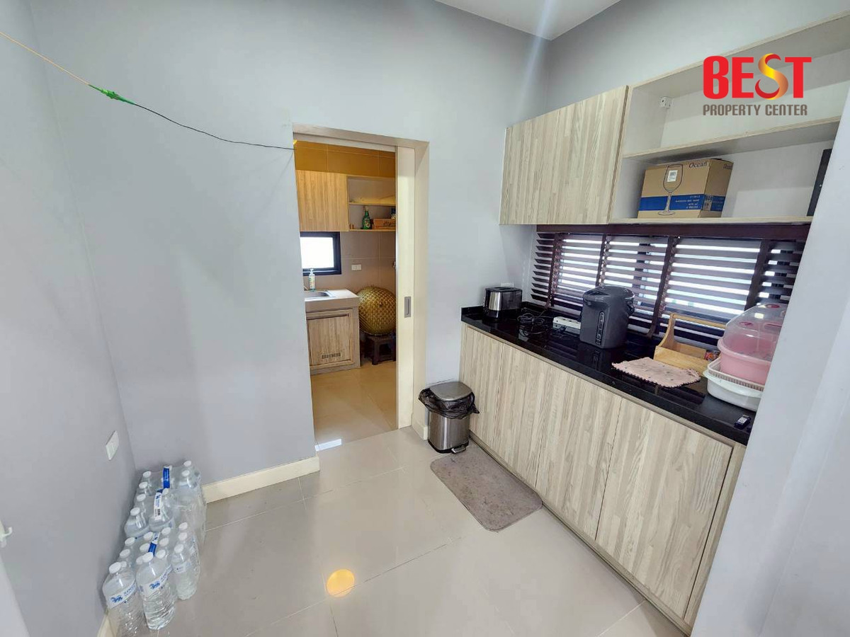 For SaleHousePathum Thani,Rangsit, Thammasat : Single House for Sale – Burasiri Rangsit–Pathum Thani Good condition | Convenient location | Selling at cost Lightly lived in — owner selling due to relocation to another province   For viewing, please contact Khun Ning at 089-226-2428
