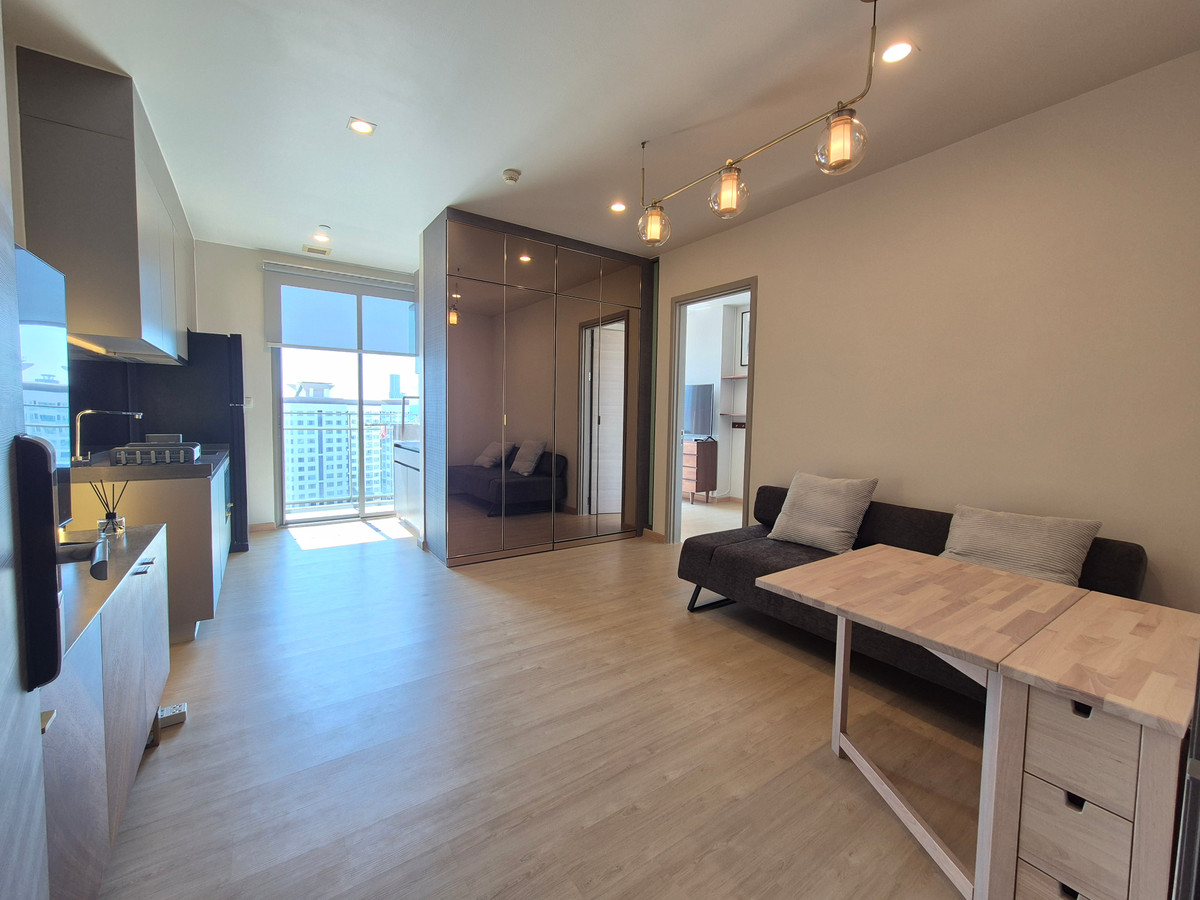 ให้เช่าคอนโดอ่อนนุช อุดมสุข : ( รูปห้องจริง!! )​ 1 Bedroom 45​ ตรม. The Room Sukhumvit 69 ติดถนนสุขุมวิท ใกล้สถานี BTS พระโขนง