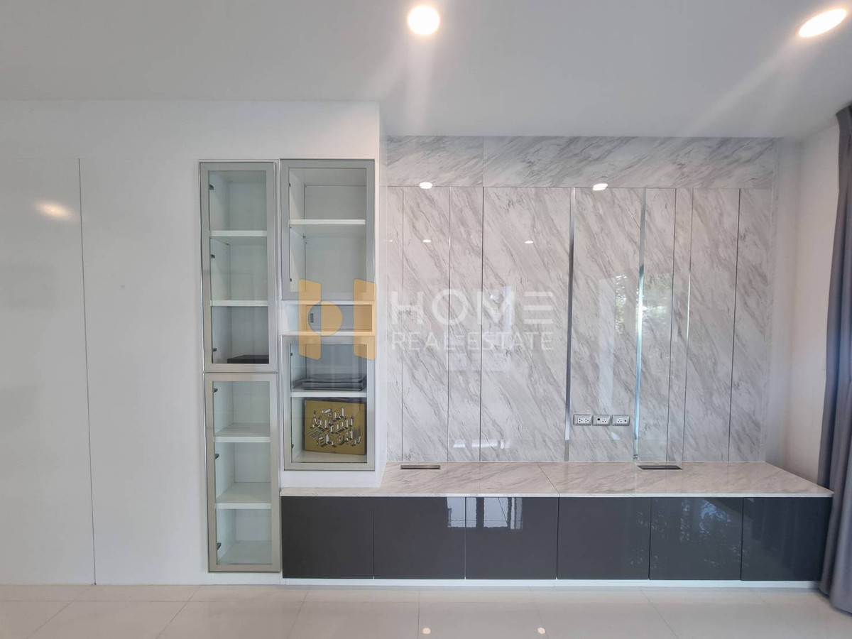 For SaleHouseRama5, Ratchapruek, Bangkruai : Detached house, Centro Ratchaphruek - Suanphak 3 / 4 Bedrooms (FOR SALE) AOM029