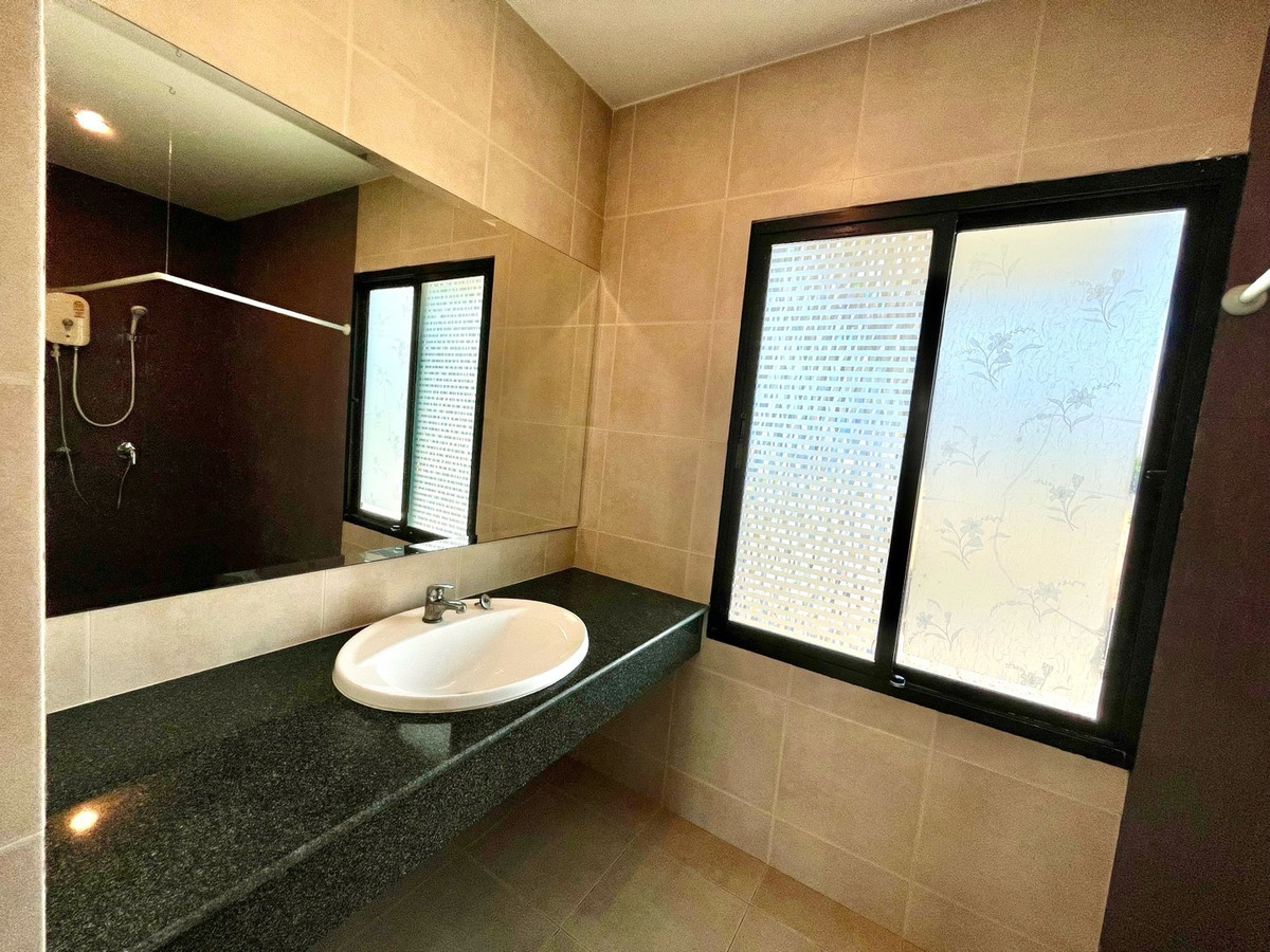 For RentHome OfficeOnnut, Udomsuk : Home office for rent, Areeya Mandarina, Soi On Nut 39, Sukhumvit 77, Suan Luang, near the BTS.