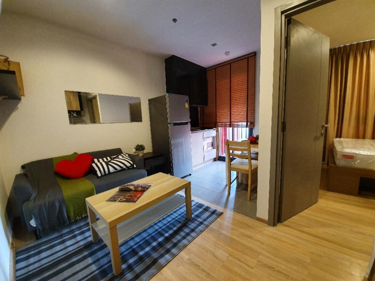 ให้เช่าคอนโดพระราม 9 เพชรบุรีตัดใหม่ RCA : 🔥🔥 The Base Garden Rama 9 🏢 1 ห้องนอน | 1 ห้องน้ำ 📐 ขนาด 26.5 ตร.ม. | แบบหน้ากว้าง