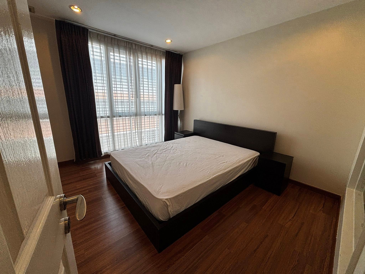 ให้เช่าคอนโดสีลม ศาลาแดง บางรัก : ให้เช่า The Surawong by Chewathai  ราคา 20,000 บาท [NCr260117]