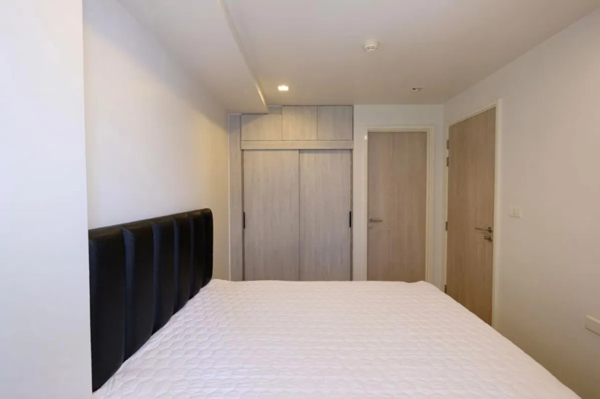 For RentCondoSukhumvit, Asoke, Thonglor : Downtown 49 35 sq.m. Please add LINE ID @806qphgn o8415o5483 