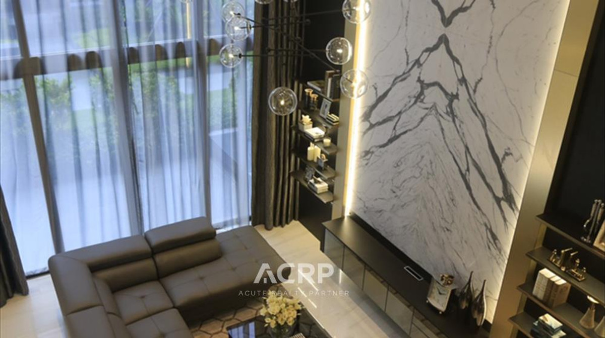 For RentTownhomeSukhumvit, Asoke, Thonglor : For Rent: Luxury Pet-Friendly Townhome at Quarter 39, Phrom Phong