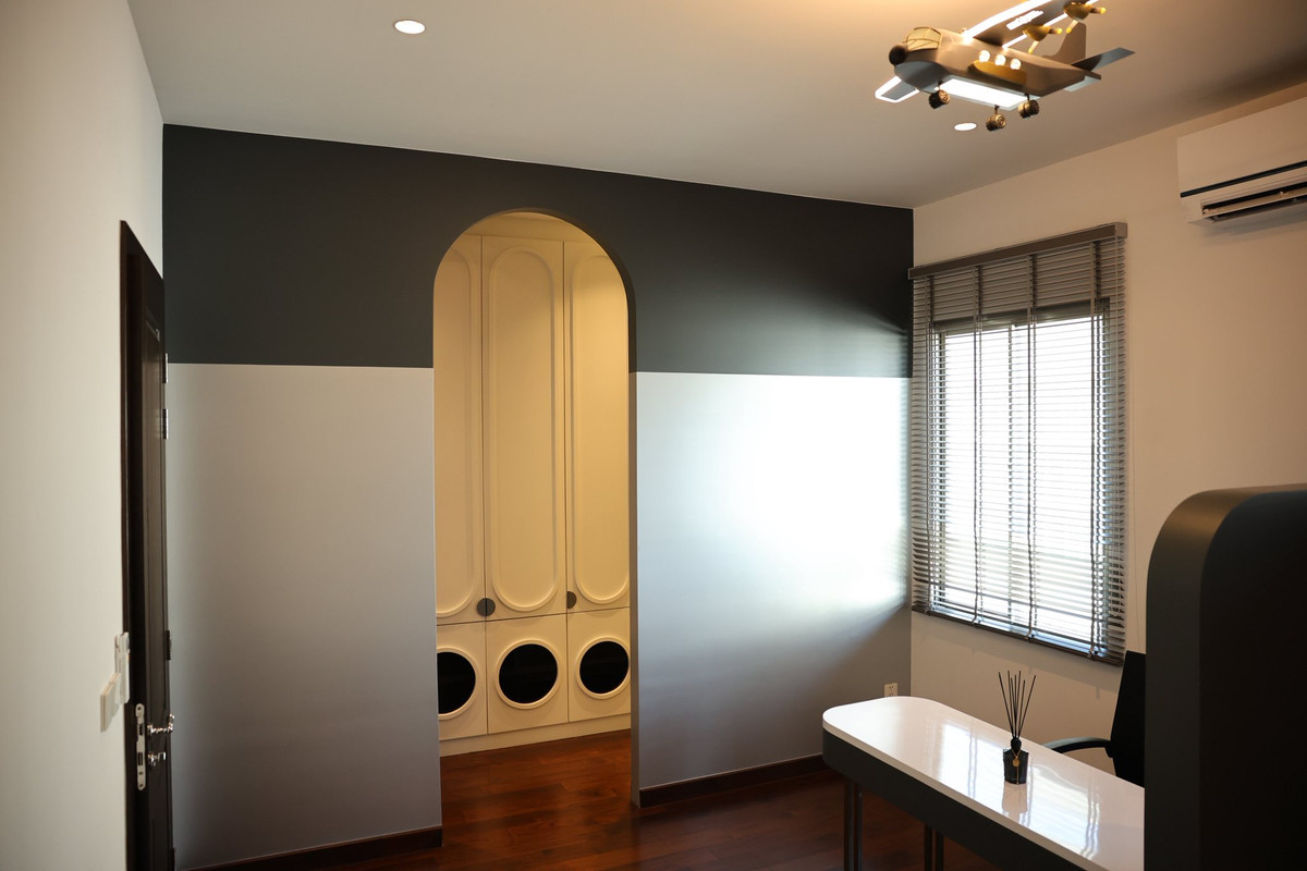 บ้านลาดกระบัง สุวรรณภูมิ : Perfect Masterpiece Sukhumvit 77 บ้านเดี่ยวหรู 5 ห้องนอน พร้อมฟังก์ชันครบ Please call: 062-496-6454