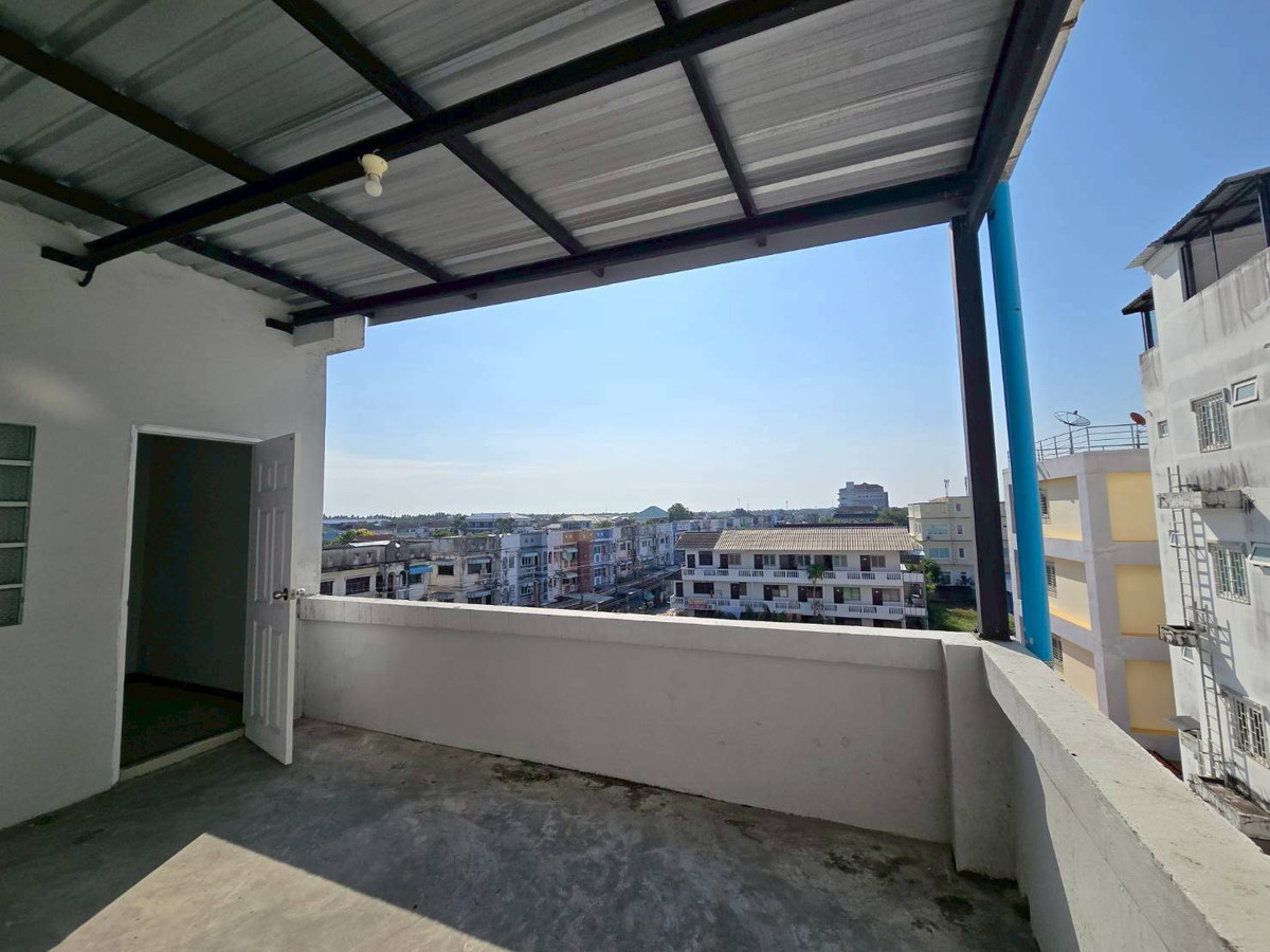 ขายทาวน์โฮมมีนบุรี-ร่มเกล้า : ขายทาวน์โฮม 4 ชั้น รีโนเวทใหม่ ใกล้รถไฟฟ้า สายสีชมพู มีนบุรี (N.1966)