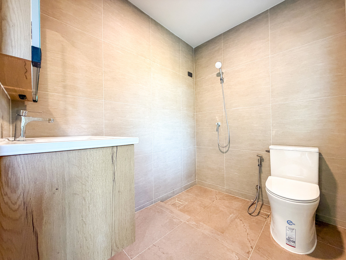 For SaleHouseRama5, Ratchapruek, Bangkruai : ✨Renovated single house for sale on Ratchaphruek Road at Bangkok Boulevard Ratchaphruek–Rama 5 4 bedrooms, 258 sq.m. Fully equipped facilities. Close to malls, hospitals, and schools.