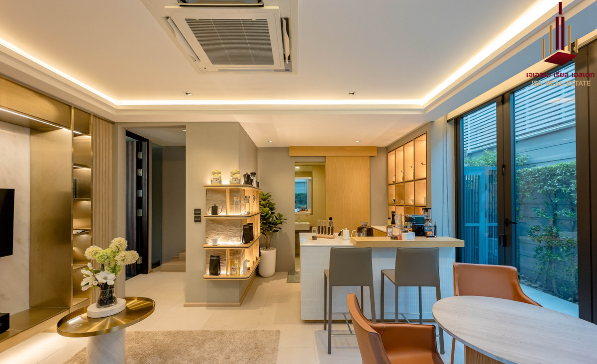 ขายทาวน์โฮมลาดพร้าว เซ็นทรัลลาดพร้าว : ✨ For Sale:  Novel Residence Ladprao 18 ✨ 💰 Only 28,900,000 THB