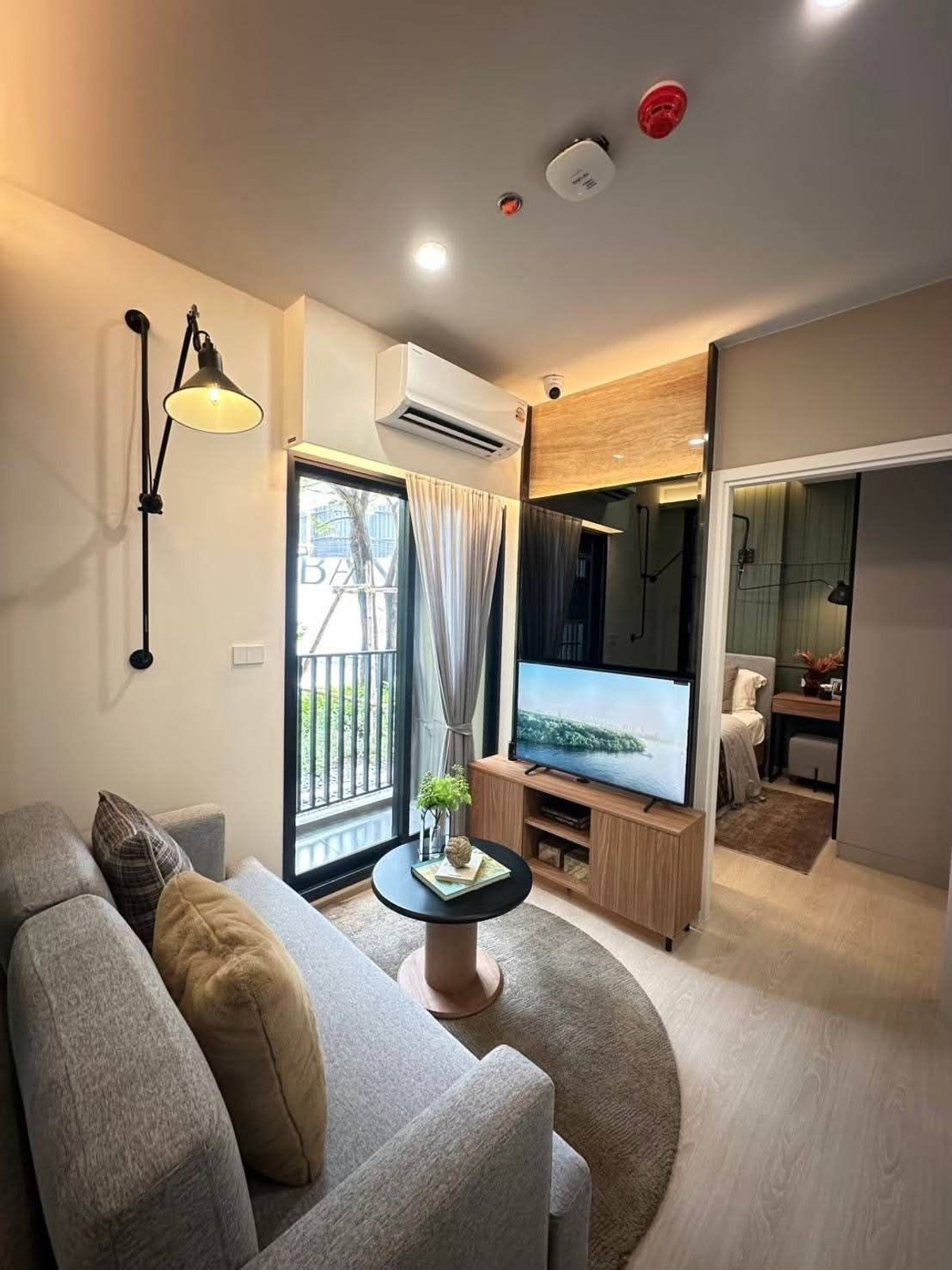 For SaleCondoRathburana, Suksawat : Condo down payment for sale, Nue Riverest, 17th floor, river view room (sell by yourself), selling before transferring ownership.