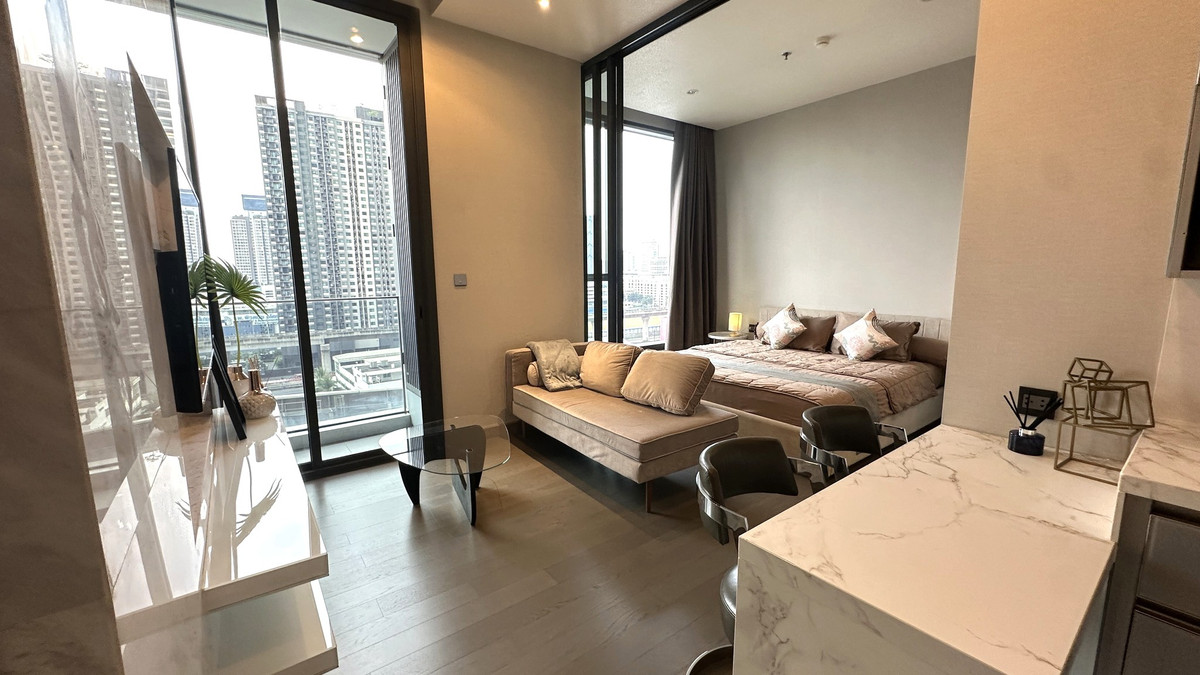 For RentCondoRama9, Petchburi, RCA : For Rent: The Esse at Singha Complex, 35,000 THB [NCr260134]